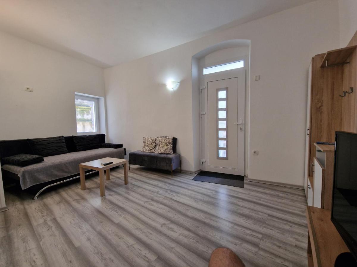 Secret Garden Apartment Capodistria Esterno foto