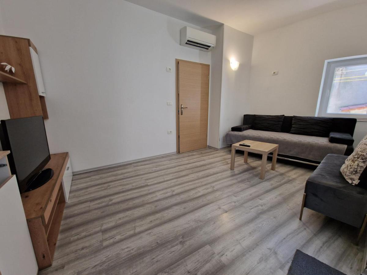 Secret Garden Apartment Capodistria Esterno foto